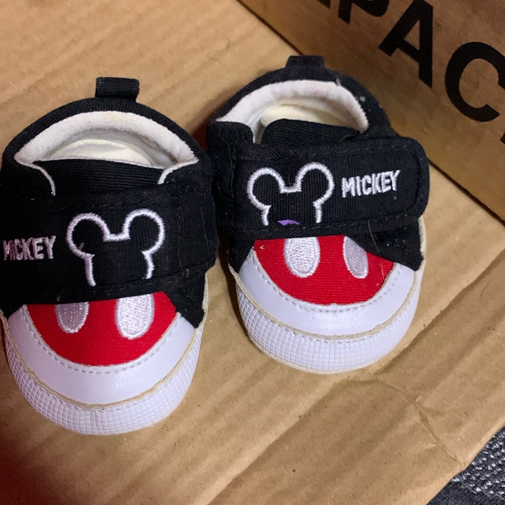 Mickey Mouse baby shoes